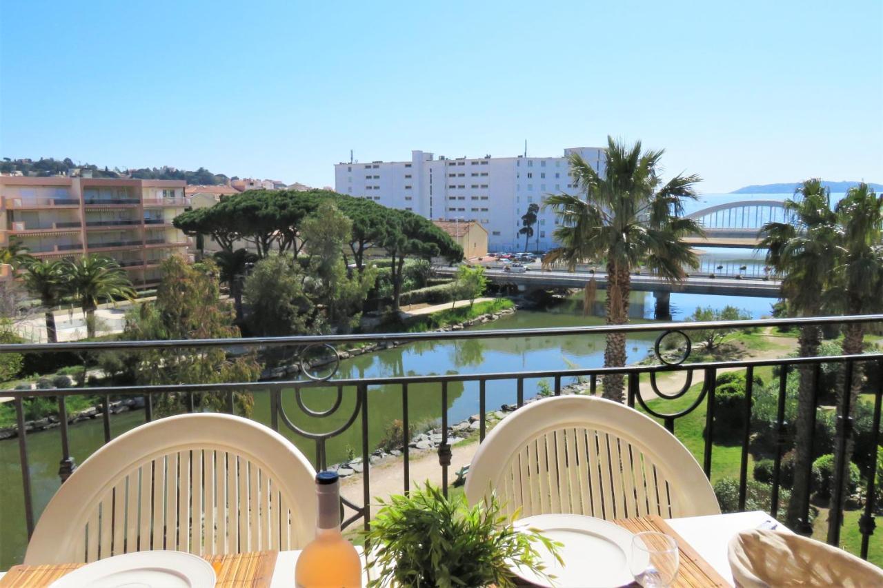 Port Marine Apartment Sainte-Maxime Exterior photo